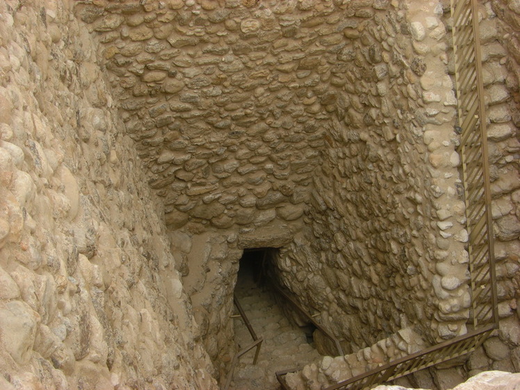 Cistern at Tel Be'er Sheva